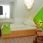 Neptuns Ankerplatz Hotel 3*